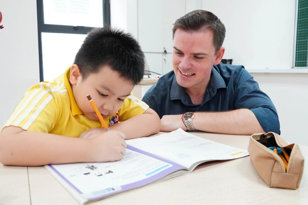 Trường Mầm non Nắng Vàng